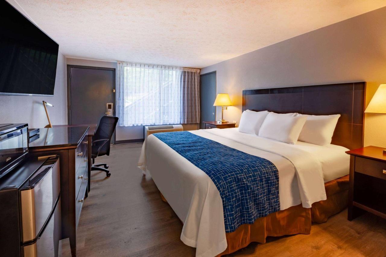 Travelodge By Wyndham Charles Town - Harpers Ferry Esterno foto